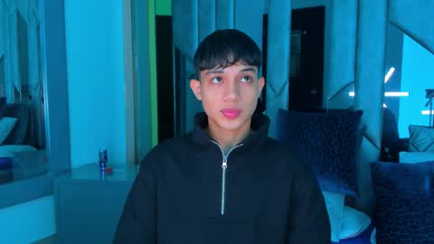 Sebastian online show from 18, 9, 2025