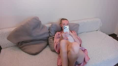 Snapshot of secret_dreams_ chatting on 24, 6, 2026 Amanda and pair in a real life we love each other but can play with you online show from 24, 6, 2026