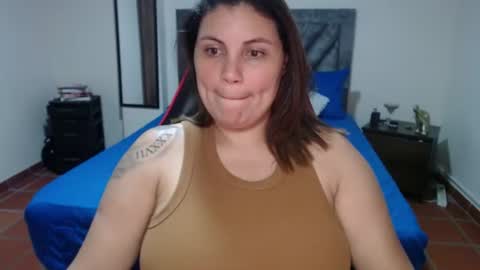 Snapshot of secretdeluxe chatting on 17, 6, 2026 Secret Bella online show from 17, 6, 2026