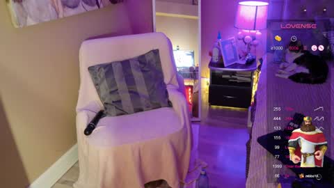 Mariot  Mery for short ..never call me PET NAMES in FREECHAT mom momy baby or sweety  online show from 29, 12, 2024