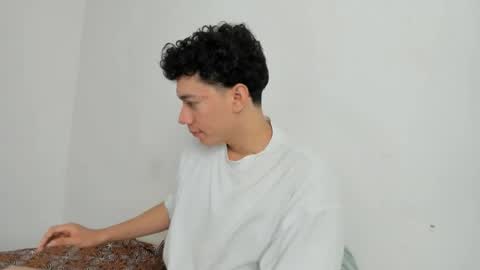 Snapshot of seder_4 chatting on 20, 6, 2026 Sebas online show from 20, 6, 2026