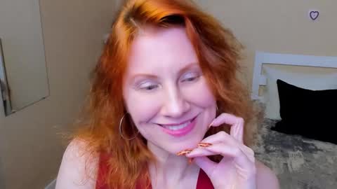 Snapshot of seductive_foxy_ chatting on 1, 10, 2025 seductive_foxy_ online show from 1, 10, 2025