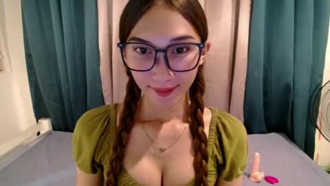 Snapshot of seductive_kimxxx chatting on 20, 6, 2026 your miss universe kim online show from 20, 6, 2026