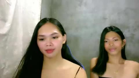 Snapshot of seductive_mitchxx chatting on 17, 4, 2026 seductive_mitchxx online show from 17, 4, 2026