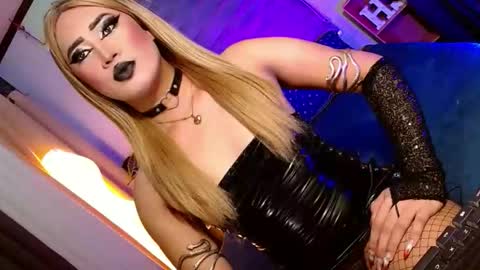 SCARLETTE  online show from 19, 4, 2026