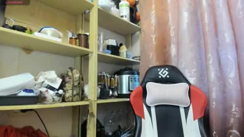 seductive_she_wolf online show from 19, 3, 2026