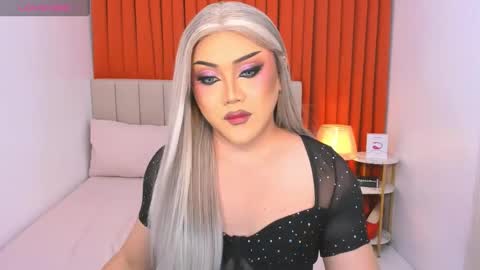 Natalie Mefford online show from 7, 3, 2025