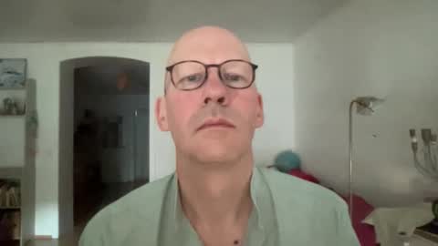 Snapshot of seethebigpicture chatting on 25, 5, 2026 seethebigpicture online show from 25, 5, 2026