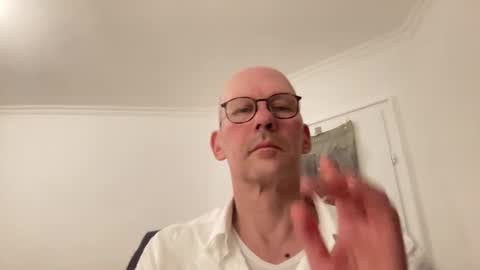 Snapshot of seethebigpicture chatting on 3, 6, 2026 seethebigpicture online show from 3, 6, 2026