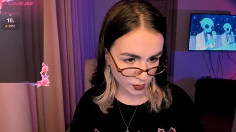 Snapshot of selectrra chatting on 11, 12, 2024 selectrra online show from 11, 12, 2024