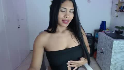seleena__ online show from 9, 2, 2026