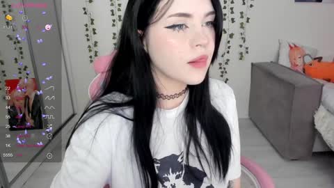 Snapshot of selena___cute chatting on 28, 1, 2025 Selena  online show from 28, 1, 2025