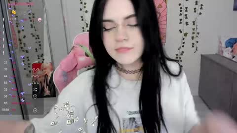 Snapshot of selena___cute chatting on 11, 2, 2025 Selena  online show from 11, 2, 2025