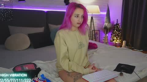 Selena Lily online show from 3, 1, 2025