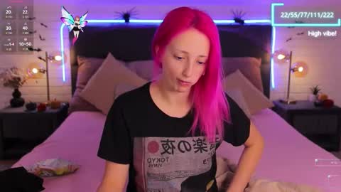 Selena Lily online show from 2, 11, 2025