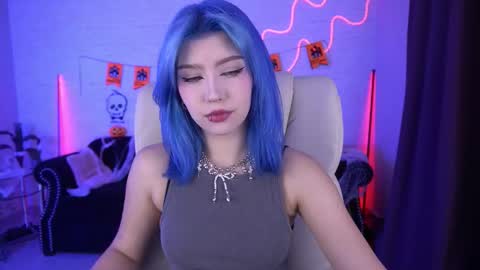 selenairis online show from 31, 10, 2025