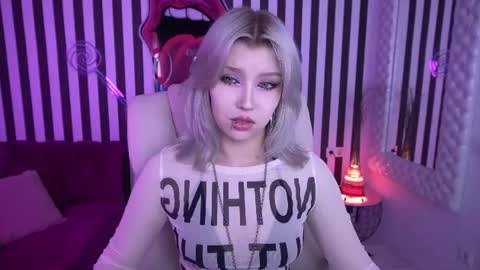 selenairis online show from 27, 7, 2026
