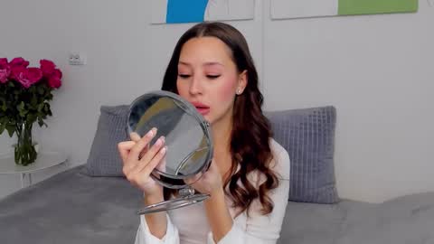 Snapshot of selenarousey chatting on 21, 11, 2025 Selena online show from 21, 11, 2025