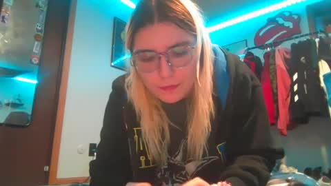 Selene online show from 16, 1, 2025