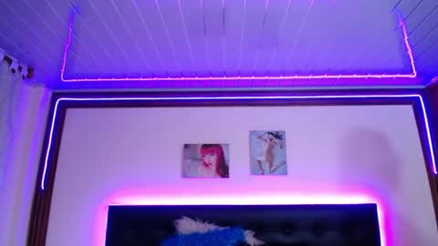 Snapshot of selenemore chatting on 18, 6, 2026 Selene online show from 18, 6, 2026