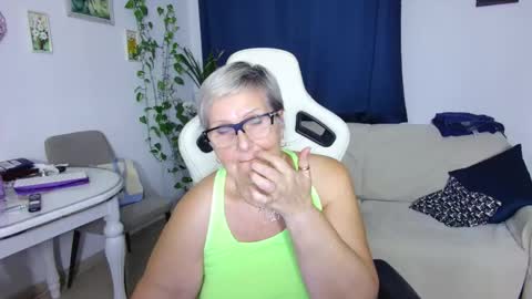 Selenna online show from 15, 2, 2026