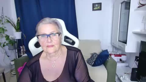 Selenna online show from 18, 4, 2026