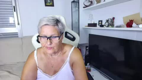 Selenna online show from 1, 7, 2026