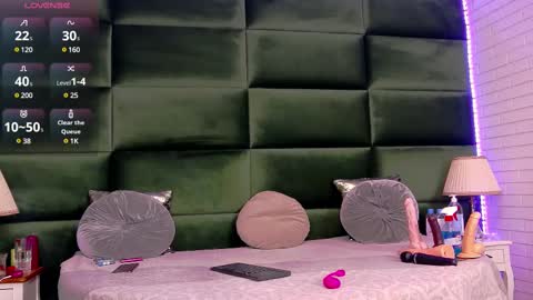 Selen online show from 1, 3, 2025