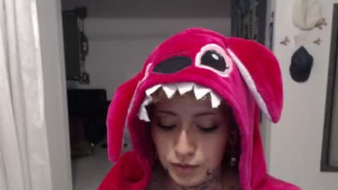 Snapshot of seley222 chatting on 19, 6, 2026 Ask me online show from 19, 6, 2026