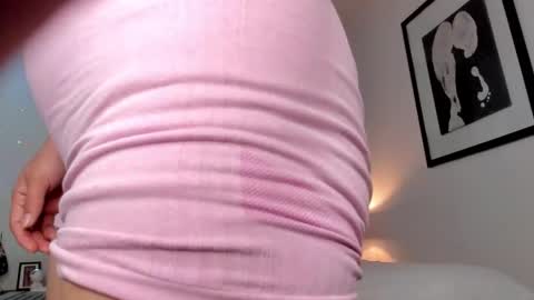 S e l e n a h online show from 3, 3, 2026