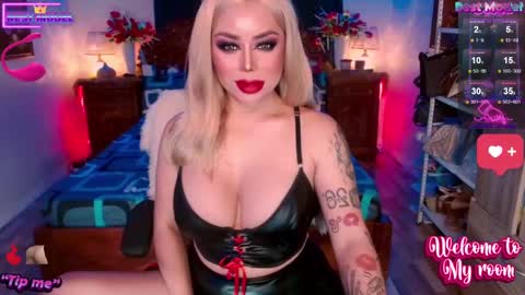 Snapshot of selina_diorxxx chatting on 8, 12, 2024 Will You Be My CumDumpster in Real Drink My Milk online show from 8, 12, 2024