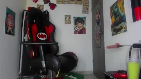 Snapshot of selina_kyl3 chatting on 1, 10, 2025 Selinna Kyle online show from 1, 10, 2025