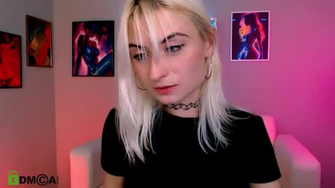 Selena online show from 5, 12, 2025