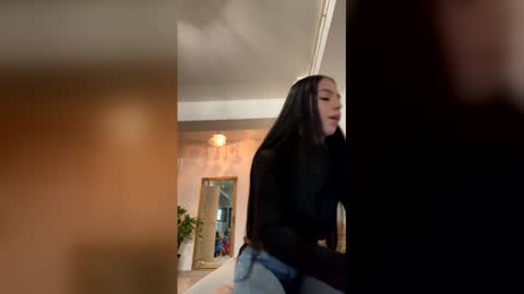 Selin online show from 5, 12, 2025