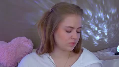 SelinSwarovski online show from 3, 10, 2025