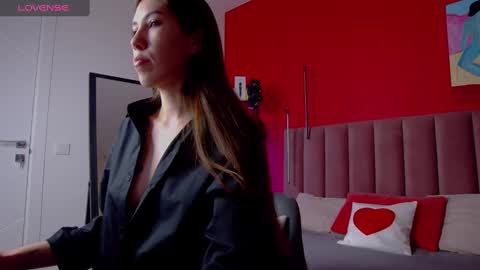 Nicole online show from 29, 1, 2025