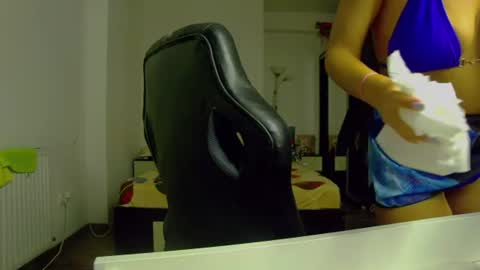 Snapshot of sellena_angel chatting on 1, 7, 2026 sellena_angel online show from 1, 7, 2026