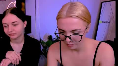 Snapshot of sendi_cais chatting on 27, 10, 2025 Sendi online show from 27, 10, 2025