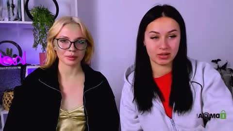 Snapshot of sendi_cais chatting on 1, 11, 2025 Sendi online show from 1, 11, 2025