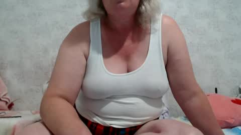 Snapshot of seniorita333 chatting on 18, 7, 2026 Lenna online show from 18, 7, 2026