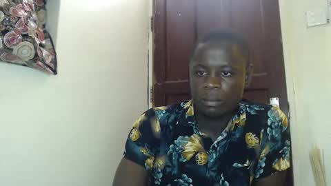 Snapshot of sensation_2 chatting on 26, 2, 2026 Charles online show from 26, 2, 2026