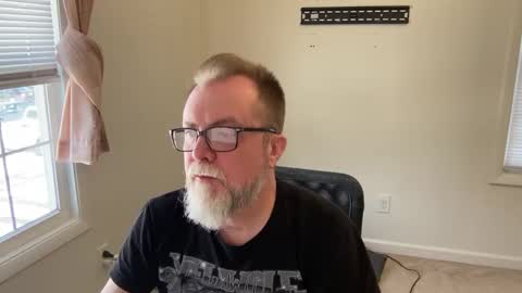 Daddy Dave online show from 7, 12, 2024