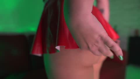 Snapshot of sensual_jassmine chatting on 7, 12, 2024 Jasmine online show from 7, 12, 2024