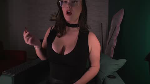 Snapshot of sensual_jassmine chatting on 2, 1, 2025 Jasmine online show from 2, 1, 2025