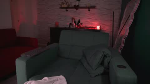 Snapshot of sensual_jassmine chatting on 4, 1, 2025 Jasmine online show from 4, 1, 2025