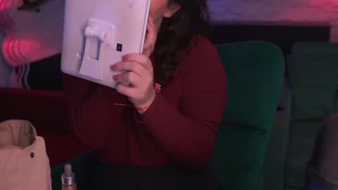 Snapshot of sensual_jassmine chatting on 3, 3, 2025 Jasmine online show from 3, 3, 2025