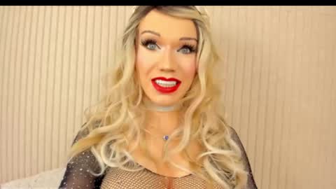 Snapshot of sensual_miss_mia chatting on 24, 1, 2025 Mia online show from 24, 1, 2025