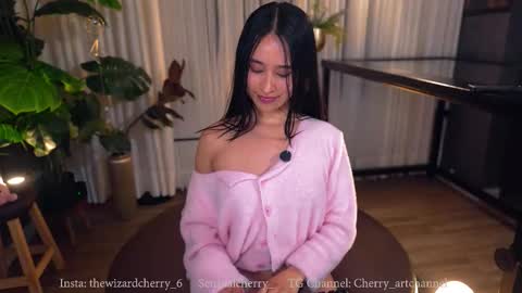 Snapshot of sensualcherry_ chatting on 7, 2, 2026 Maria- OF sensual bee online show from 7, 2, 2026