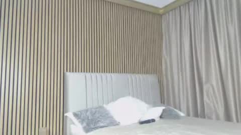 Hallie online show from 5, 4, 2026