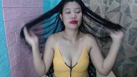 Snapshot of sensuouslips chatting on 6, 10, 2025 SensuousLips online show from 6, 10, 2025
